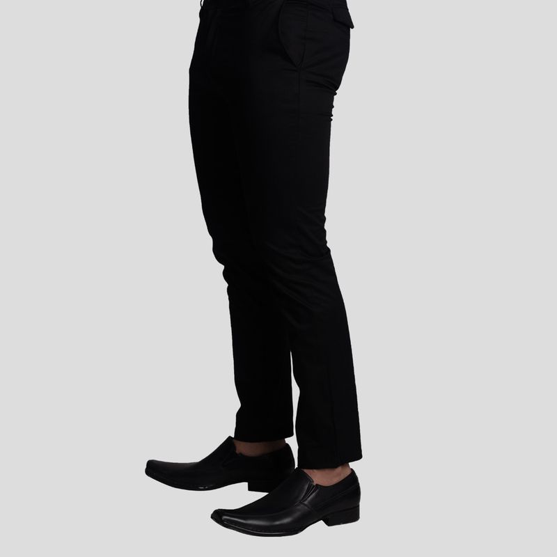 NEGRO